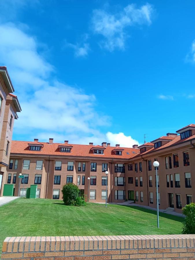 Alfaraz Apartment Aviles Luaran gambar