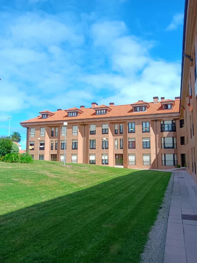 Alfaraz Apartment Aviles Luaran gambar